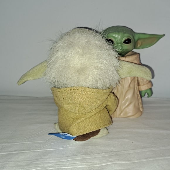 Yoda / baby Yoda plush / Toy - Picture 7 of 10